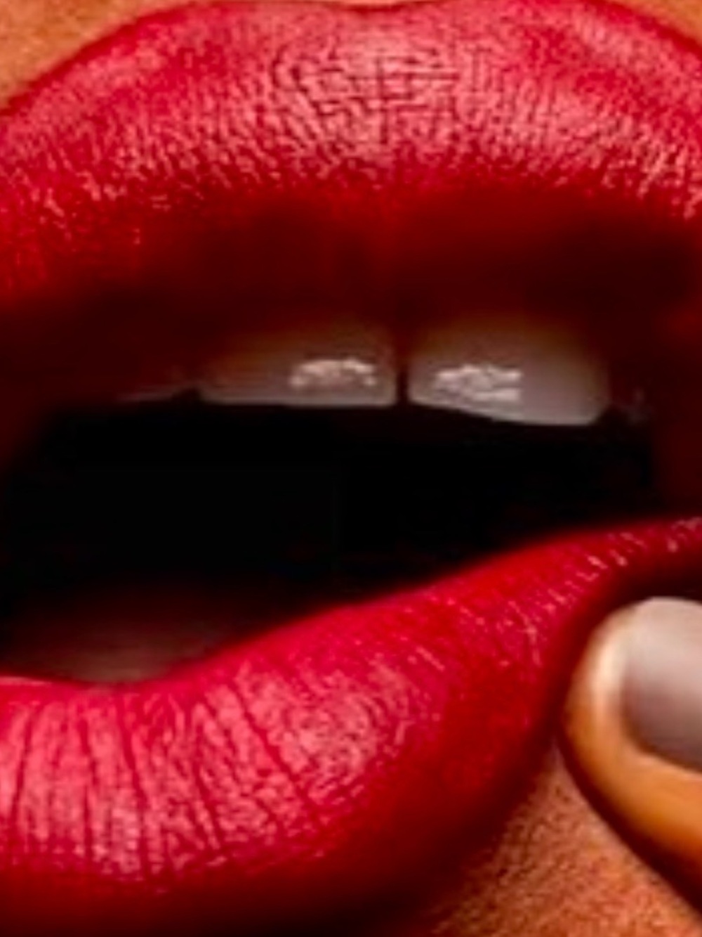 MAC DISCONTINUED Powder Kiss Lipstick in Werk Werk Werk